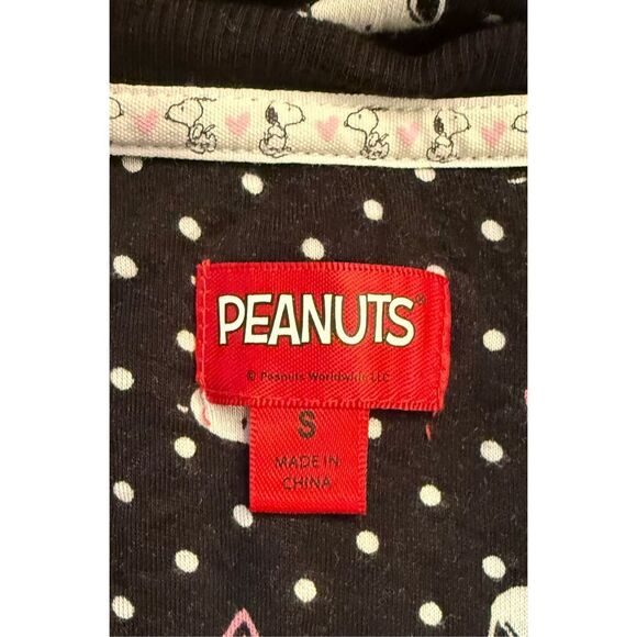 Peanuts Women’s Snoopy Sleep Shirt Sz. S - Picture 4 of 5